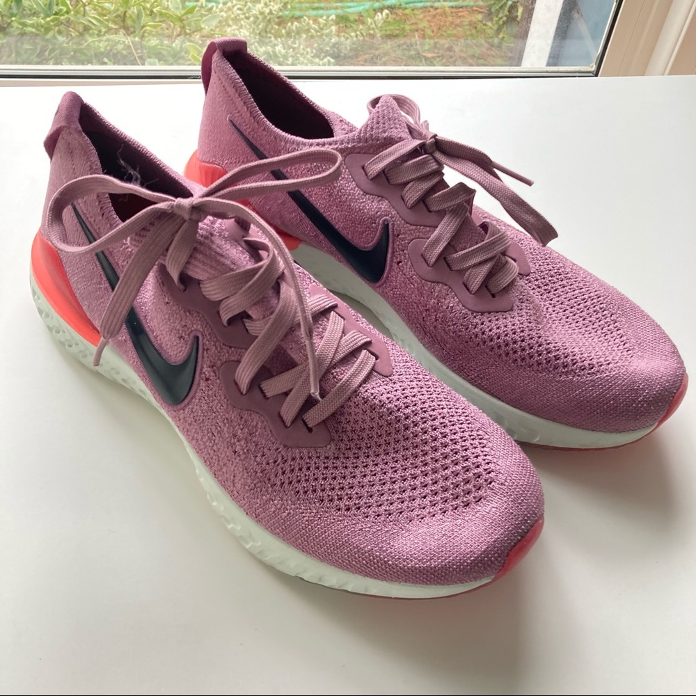 Niks Epic React Running Shoes